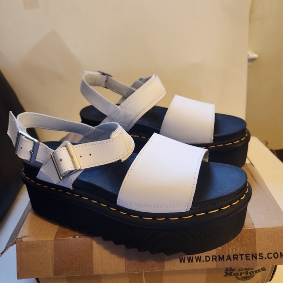 Dr. Martens Voss Quad sandals size 11 BNWB - Picture 4 of 11